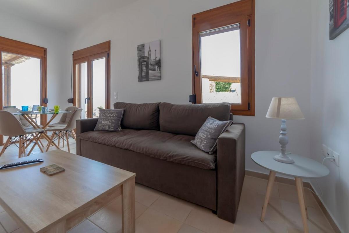 Karena Seaview Villa Йеранион Экстерьер фото