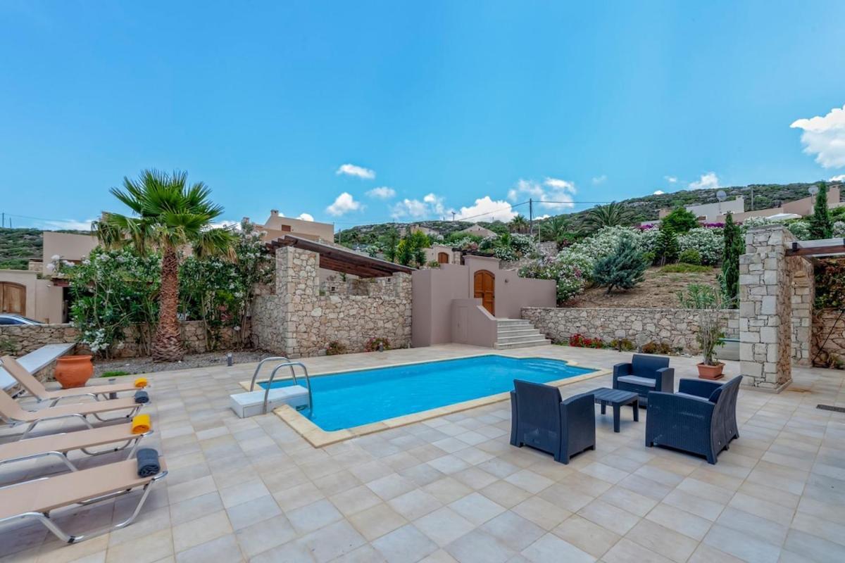 Karena Seaview Villa Йеранион Экстерьер фото