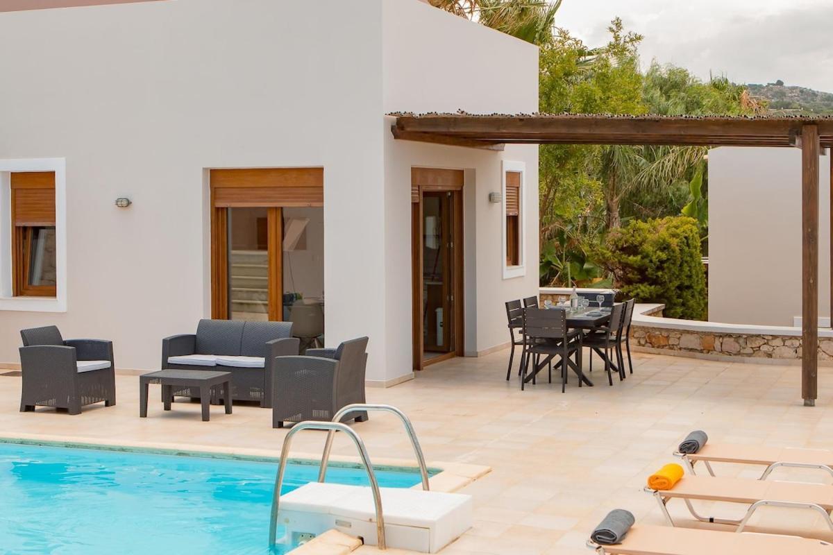 Karena Seaview Villa Йеранион Экстерьер фото